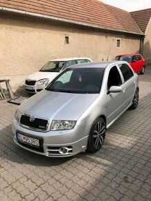 SKODA VRS LOGO RS NAPIS ZNAK RS - 18