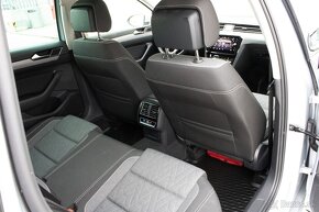 Volkswagen Passat Variant 2.0 TDI Business DSG - 18