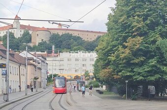 ŠTÝLOVÁ GARSÓNKA, REKONŠTRUKCIA, HISTORICKÉ CENTRUM, Skalná  - 18