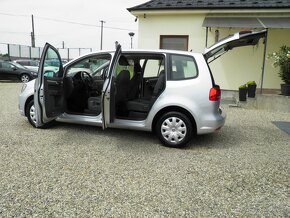 Volkswagen Touran 1.6 TDI Comfortline DSG - 18