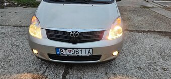 Toyota Corolla Verso na nahradne diely - 18