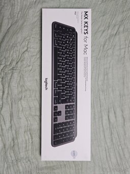 Mac mini M2 PRO 2023 + Logitech MX Keys pre Mac US INTL - 18