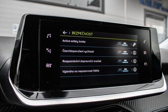 Peugeot e2008 100kW KOŽA, VIRTUAL, 360 KAMERA, CarPlay - 18