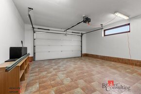 8-izbový RD, BAZÉN, DVOJGARÁŽ - VHODNÝ AKO SÍDLO FIRMY - 18