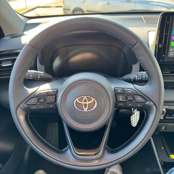 Toyota Yaris 1.5 Hybrid e-CVT Style - 18