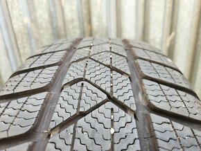 Špičkové zimné pneu Pirelli Sottozero - 205/50 r17 93H - 18