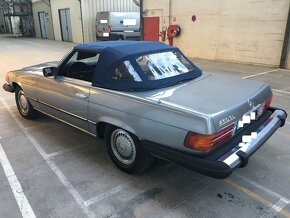 Mercedes Benz 450 SL R107 USA model ROK 1977 - 18