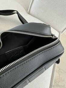 Crossbody kabelka Karl Lagerfeld čierna - 18