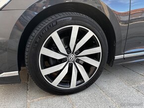 Volkswagen Passat Rline 2018 DSG7 - 18