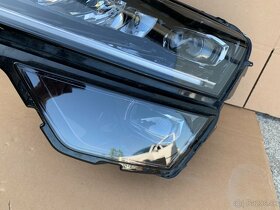 predni SVeTLO LED xenon skoda karoq pravy prave levy leve - 18