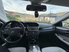 Mercedes Benz E350 - 18