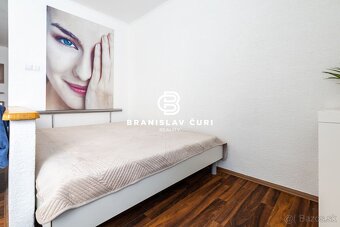 2 izb.byt, Mukačevská ul., 56 m2, balkón a veľká garáž priam - 18