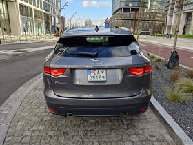 Jaguar F-Pace P250 Prestige AWD A/T - 18