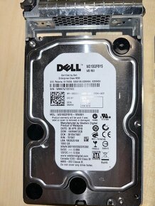 Disky do PC a serverov 3.5" SATA a SAS - 18