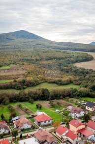 Rezervované Na predaj výnimočný pozemok v obci Brezina - 18