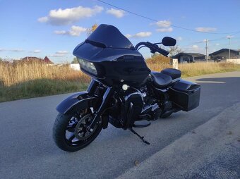 Harley Davidson Street Glide - 18