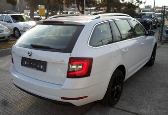 Škoda Octavia Combi 2.0 TDI DSG Panorama - 18