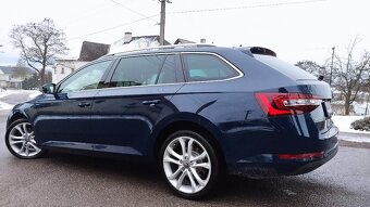 Škoda Superb combi 3 sportline 2,0tdi,, 4X4. - 18