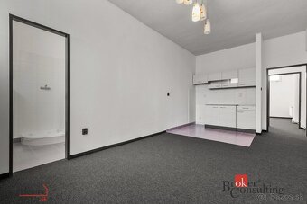 Na predaj apartmán na Račianskom Mýte vchodny na Airbnb, inv - 18