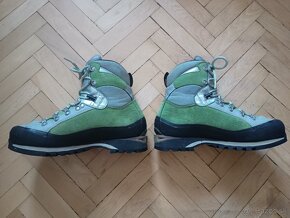 SCARPA goretex turisticke topanky VIBRAM velkost 39,5 - 18