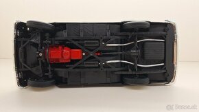 1:18 CHEVROLET THUNDERBIRD - 18