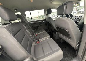 Volkswagen Touran 1,6 TDI 77kW SERVISKA,ROZVODY nafta - 18