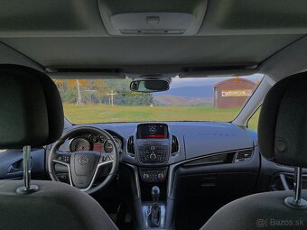 Opel Zafira C Tourer 1.4 turbo benzín, 2015 - 18