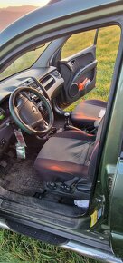 Kia sportage 2.0 crdi 4x4 - 18