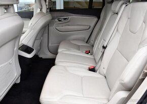 Volvo XC90 B5 AWD INSCRIPTION K360°TAŽNÉ 173 kw - 18