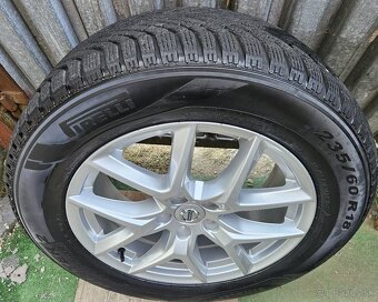 Atraktívna, orig. zimná sada VOLVO - 5x108 r17 + 235/60 r18 - 18