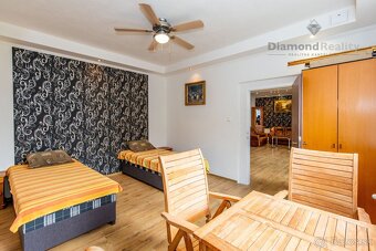 NA PREDAJ INVESTIČNÝ POZEMOK S RODINNÝM DOMOM |  2864m2 POZE - 18