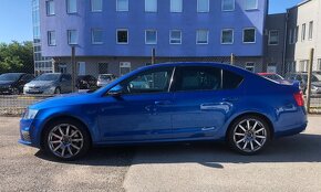 Škoda Octavia Combi 2.0 TDI RS CR DPF - 18