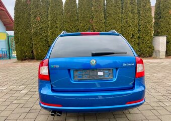 Škoda Octavia Combi 2.0 TSI RS Race Blue - 18