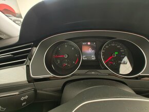 Volkswagen Passat 2.0 tdi DSG len 19 000 km - 18