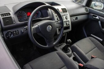 Volkswagen Touran 1.6 LPG 75kW 2008 - 18