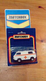 MATCHBOX superfast MB (malé autá) + SKYBUSTERS + Convoy pak - 18