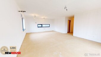 Skolaudovaný bungalov na pozemku 517 m2 v novej obytnej zóne - 18