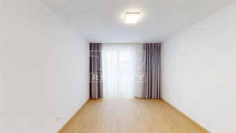 Skolaudované veľké 4izb. Apartmány - 18