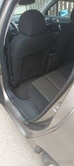 Peugeot 407 comby - 18