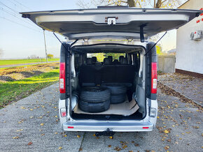 Renault Trafic Passenger 9m - 18