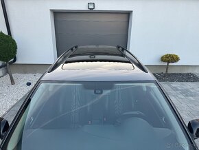 VOLKSWAGEN GOLF 6  HIGHLINE 1.6 TDI 77KW  NAVI,PANO,XEON - 18