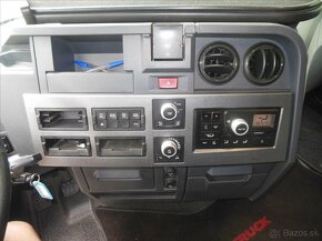 Renault T 440, LowDeck - 18