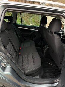 Škoda Octavia 2 Scout 2.0 TDI 4x4 Sportsitze,Navi,Výhrev,Xen - 18