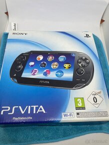 PS VITA PCH-1004 - 18