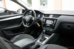 Škoda Octavia Combi 2.0 TDI DSG - 18