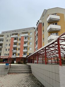 NA PREDAJ: Zrekonštruovaná novostavba – Veľký 2 izbový byt - 18