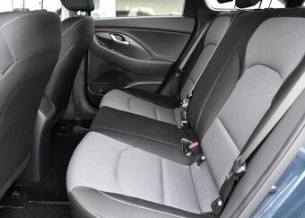 Hyundai i30 1.6CRDi COMFORT CARPLAY 1M ČR 85 kw - 18