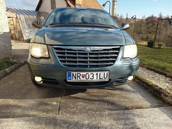 Chrysler Grand Voyager - 18