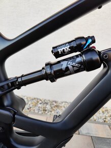 YT Capra MX Core 3 Carbon L - 18