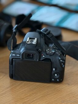 CANON EOS 250D + 3 objektívy a ďalšie príslušenstvo - 18